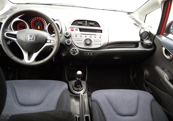 Honda Jazz cena 16500 przebieg: 195000, rok produkcji 2010 z Żagań małe 79